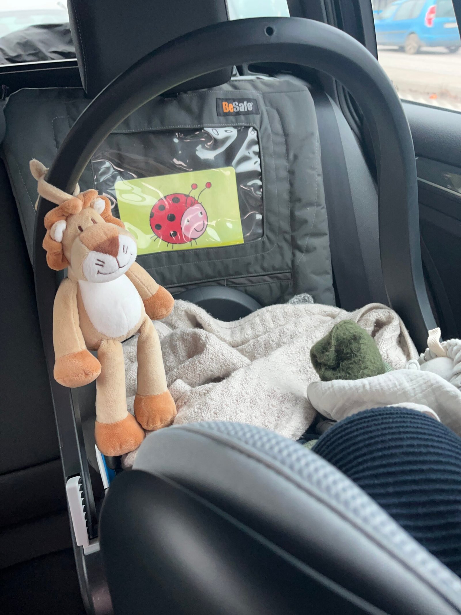 BeSafe automobilio sėdynės apsauga su kišene planšetiniam kompiuteriui - Image 4